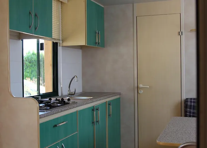Fkk Ulika - Naturist Mobile Homes Eden 4* Пореч