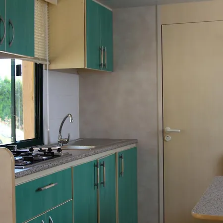 Fkk Ulika - Naturist Mobile Homes Eden 4* Πόρετς